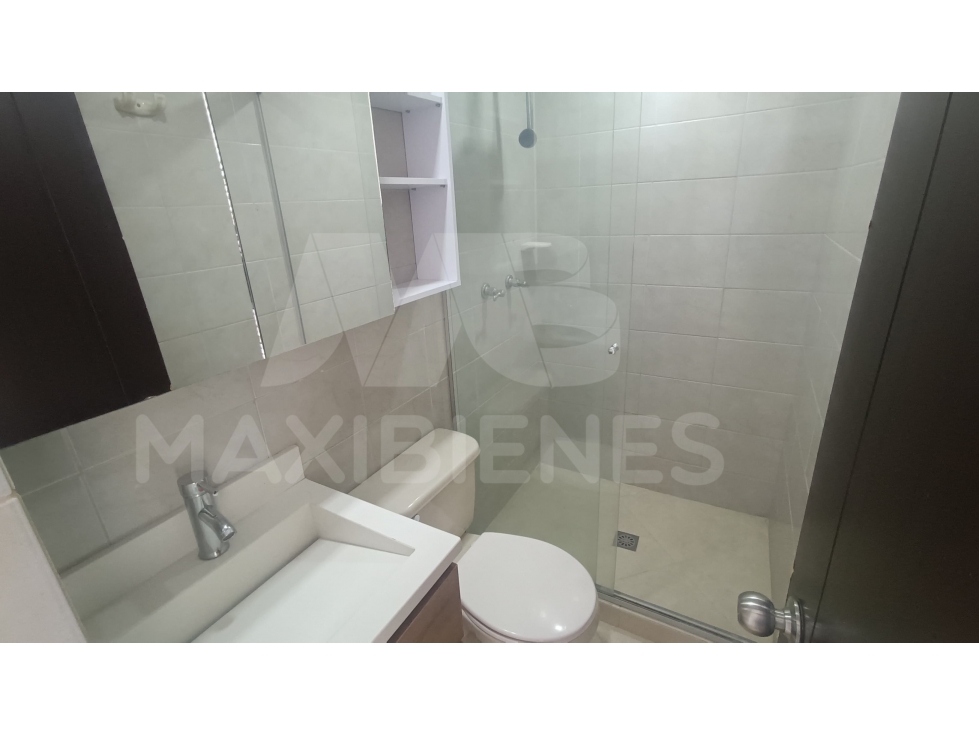 APARTAMENTO EN ARRIENDO EN EL SECTOR DE CALASANZ — foto 4