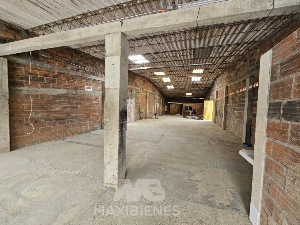 BODEGA PARA ARRIENDO UBICADO EN BELLO - 6