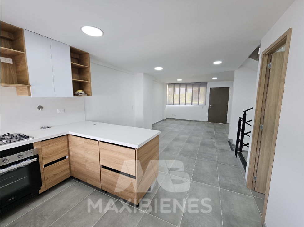 CASA EN ARRRIENDO UBICADO EN GIRARDOTA - 2