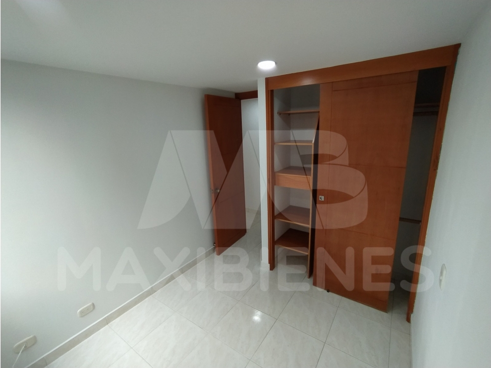 APARTAMENTO EN ARRIENDO EN EL SECTOR DE SAN JAVIER — foto 2