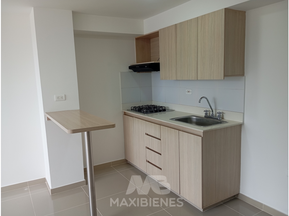 APARTAMENTO PARA ARRIENDO UBICADO EN BELLO — foto 3