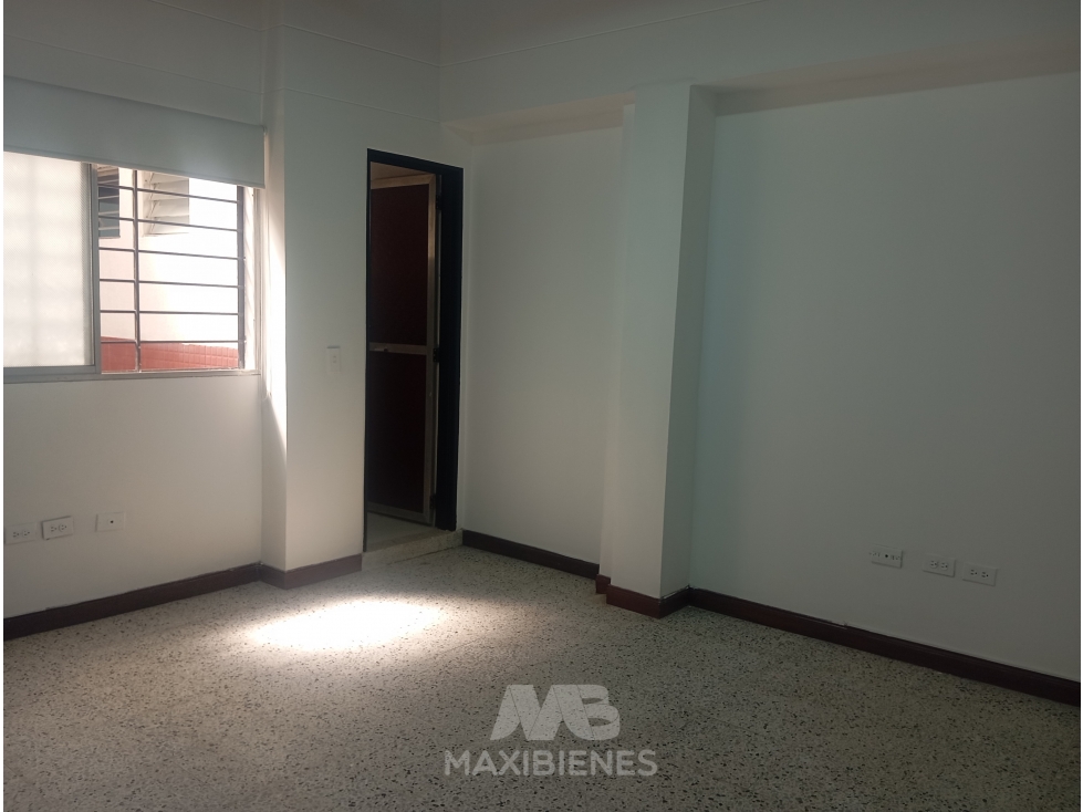 LOCAL PARA ARRIENDO UBICADO EN BELLO