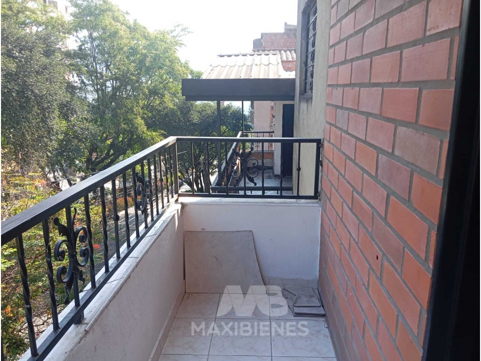 APARTAMENTO PARA ARRIENDO UBICADO EN BELLO — foto 2