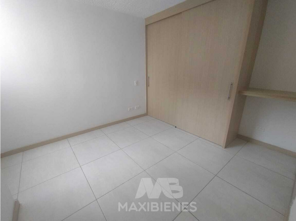 APARTAMENTO PARA ARRIENDO UBICADO EN BELLO — foto 5