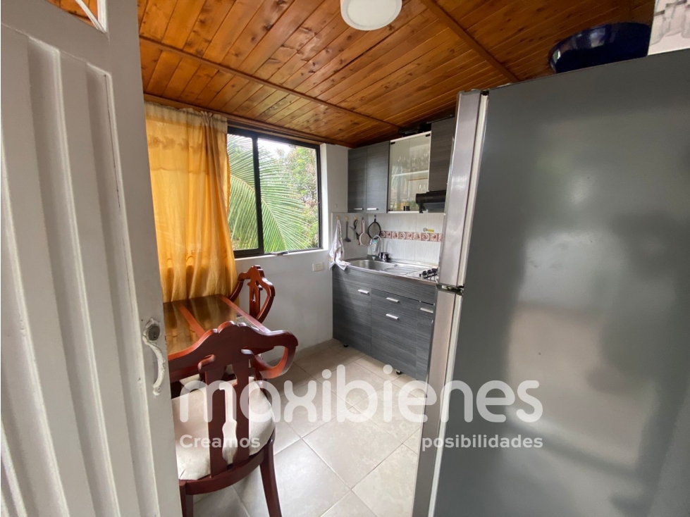 SE ARRIENDA APARTAMENTO EN NIQUIA BELLO. - 3