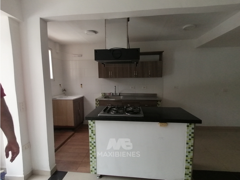 APARTAMENTO PARA ARRIENDO UBICADO EN BELLO — foto 3
