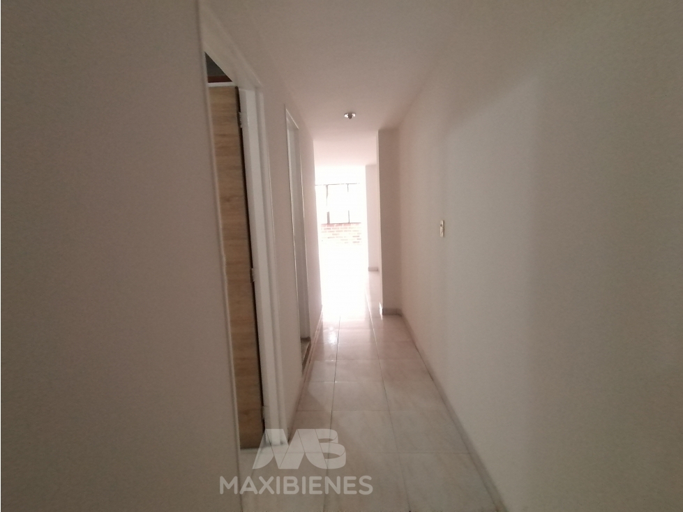 APARTAMENTO PARA ARRIENDO UBICADO EN BELLO — foto 4