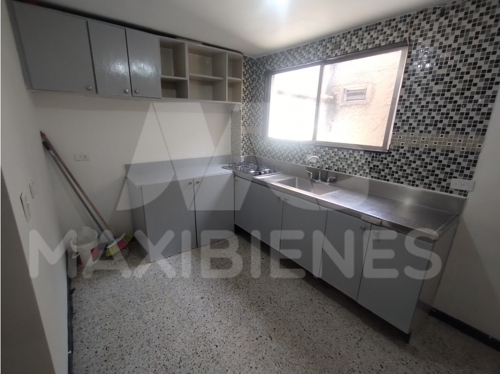 APARTAMENTO EN ARRIENDO SECTOR LAURELES — foto 5