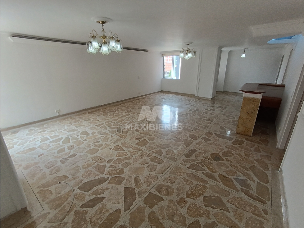 APARTAMENTO EN ARRIENDO SECTOR LAURELES — foto 2