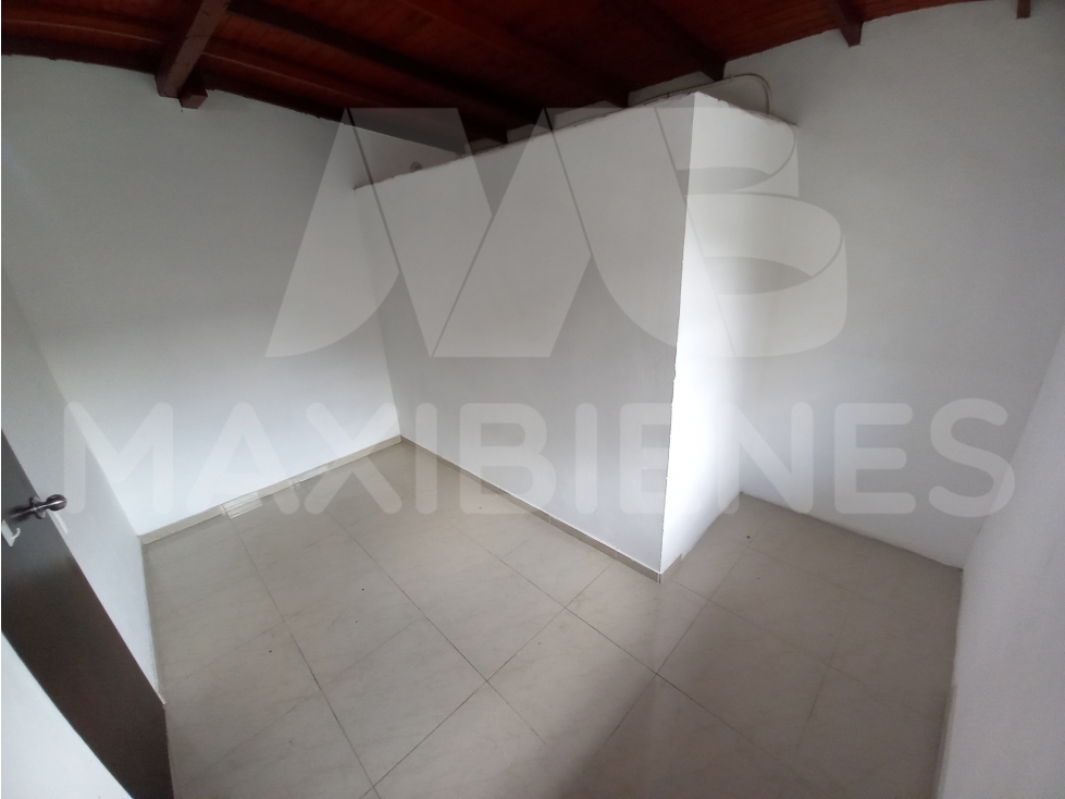 CASA EN ARRIENDO EN EL SECTOR DE SAN JAVIER