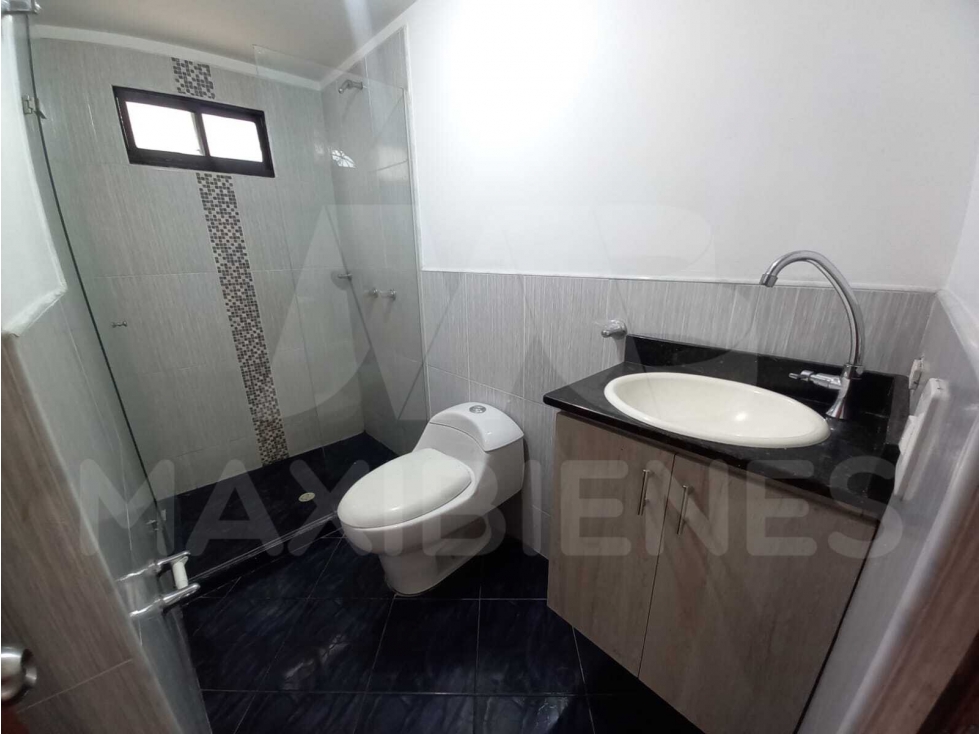 APARTAMENTO EN ARRIENDO EN EL SECTOR DE LA AMERICA — foto 3