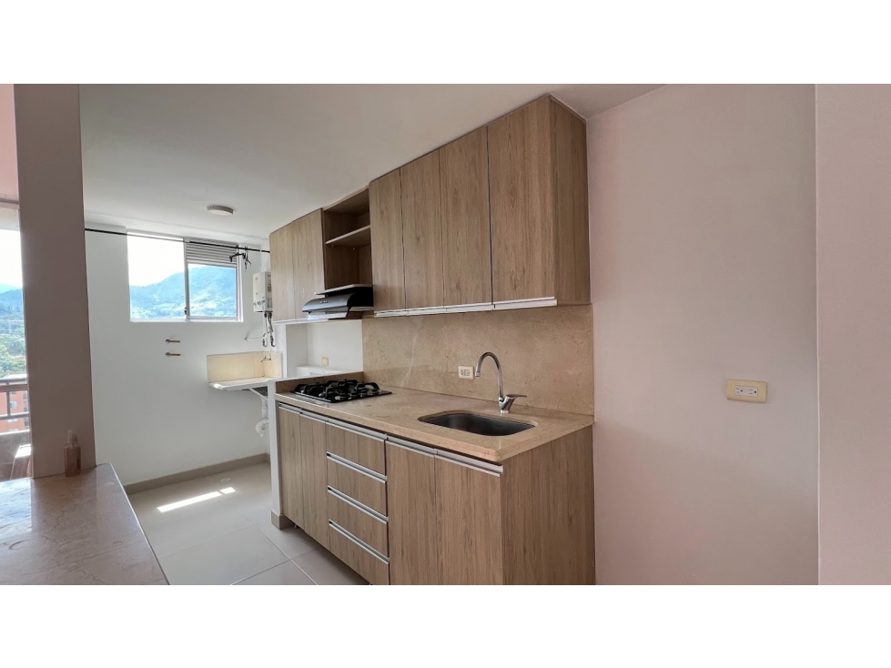 APARTAMENTO EN ARRIENDO UBICADO EN ITAGUI / DITAIRES — foto 4