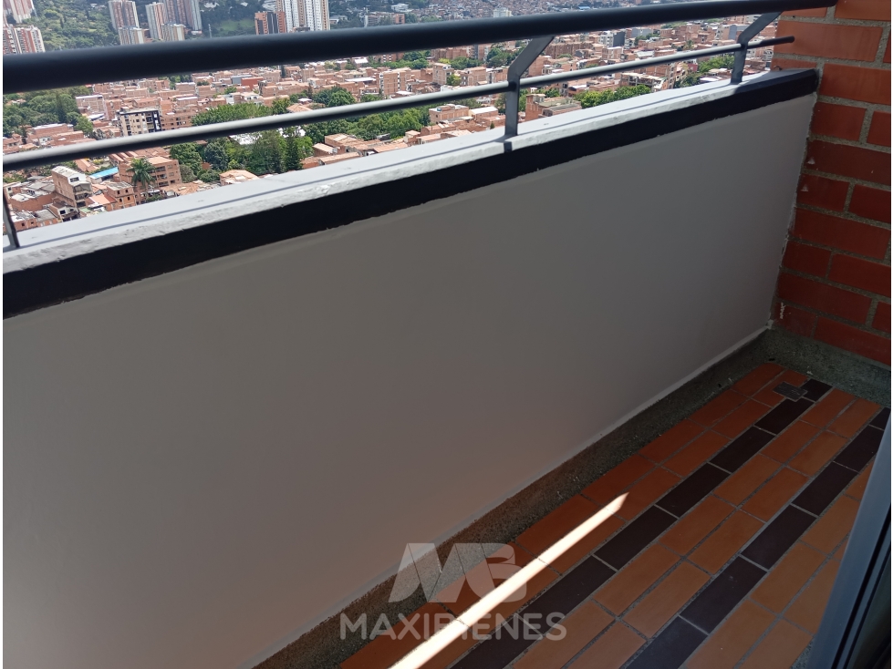 APARTAMENTO PARA ARRIENDO UBICADO EN BELLO — foto 2