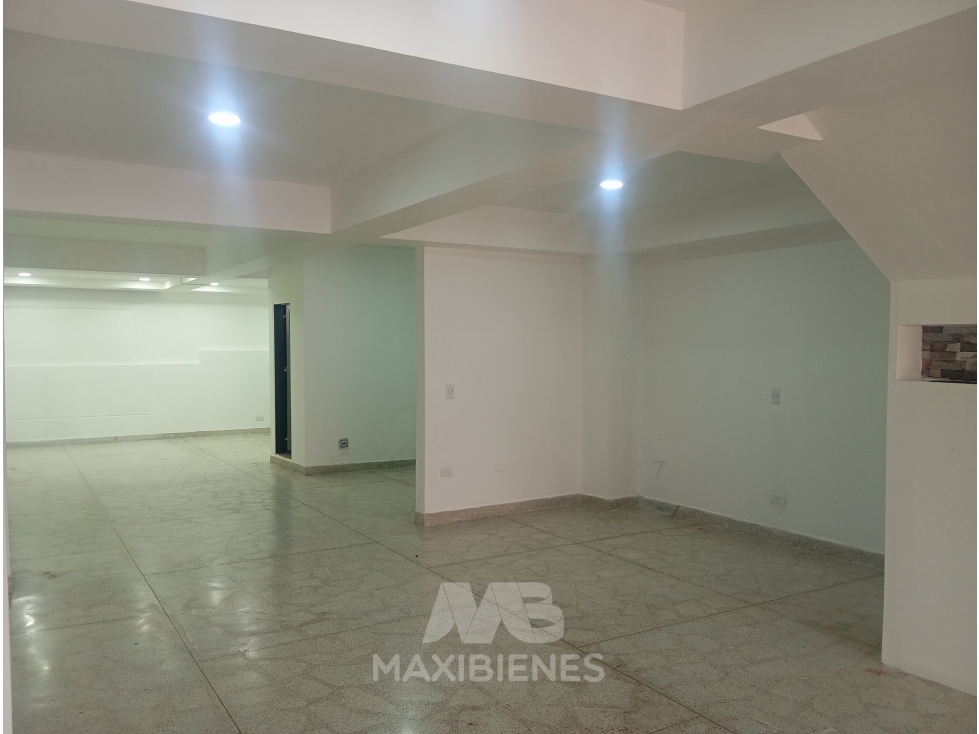 LOCAL PARA ARRIENDO UBICADO EN BELLO