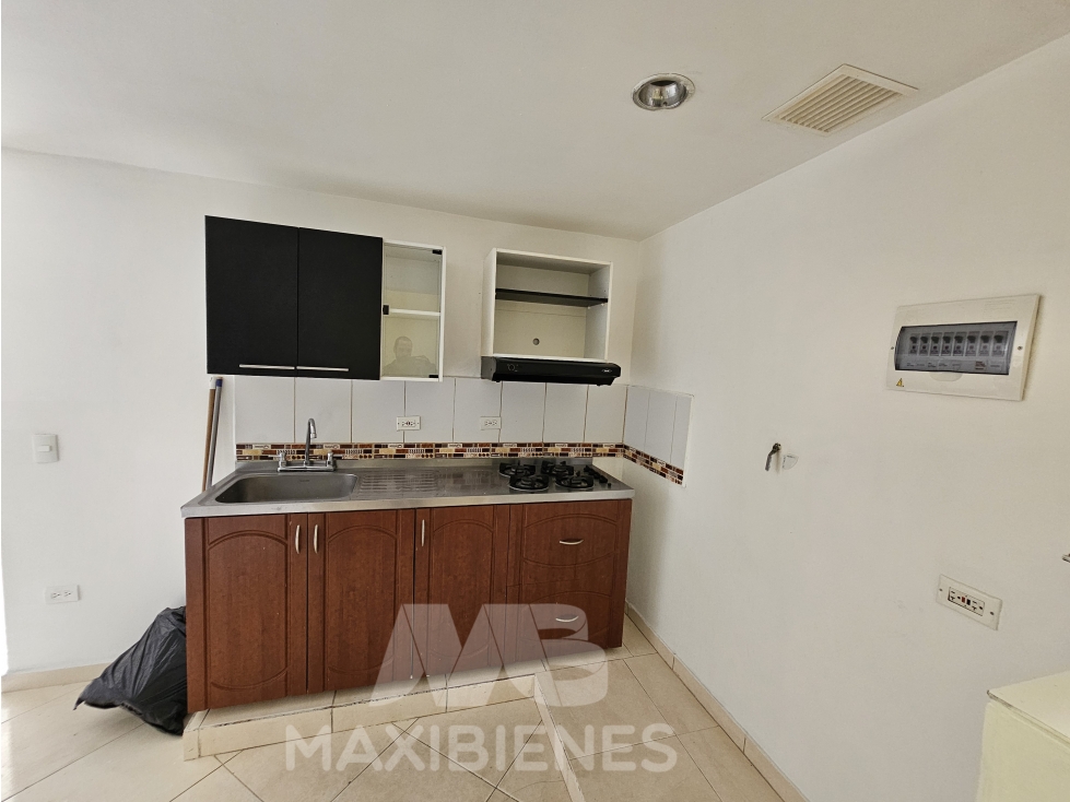 APARTAMENTO PARA ARRIENDO UBICADO EN BELLO — foto 5