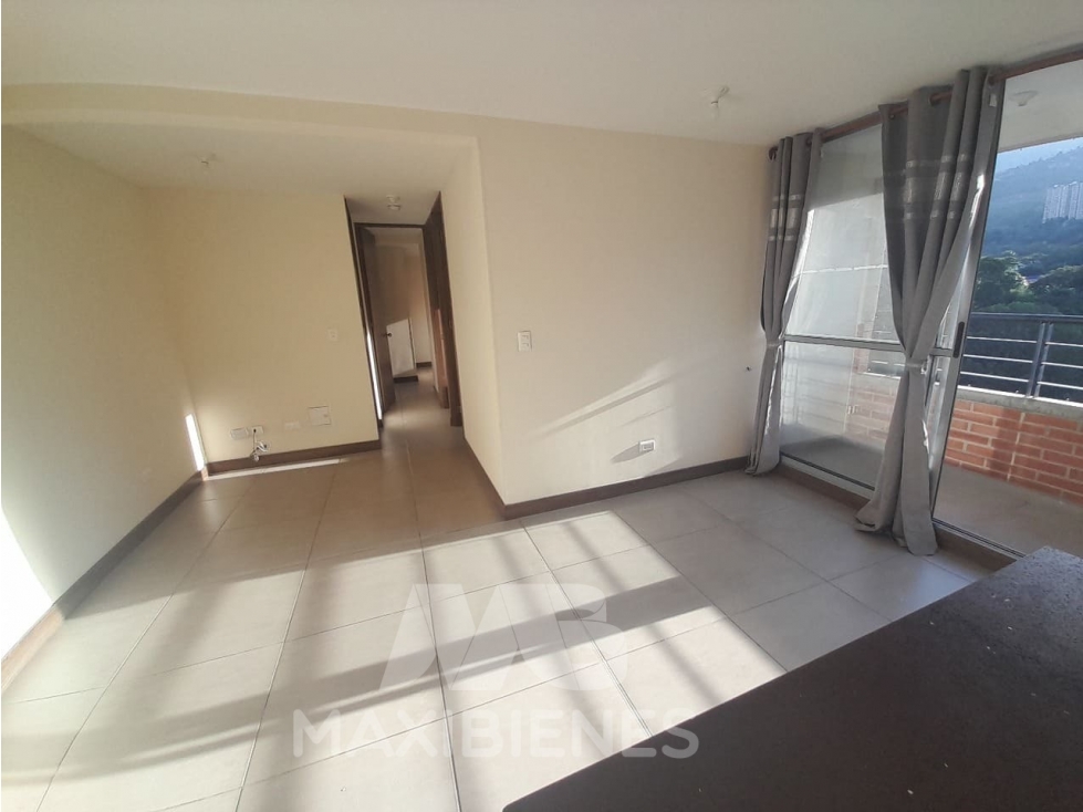 APARTAMENTO PARA ARRIENDO UBICADO EN BELLO — foto 2
