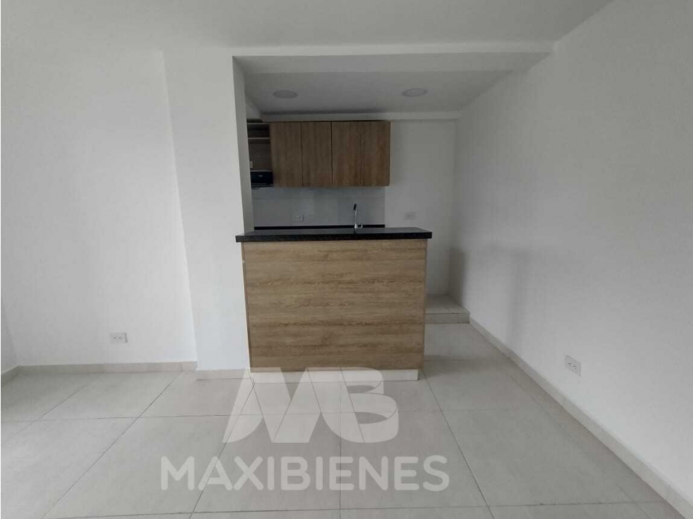 APARTAMENTO PARA ARRIENDO UBICADO EN BELLO — foto 4