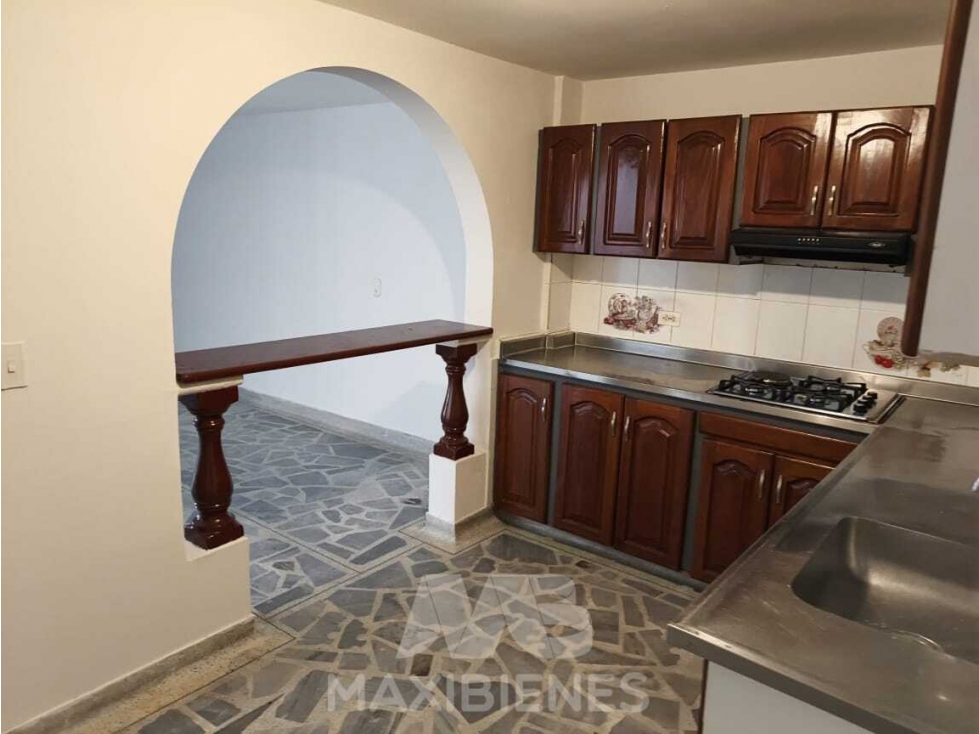 CASA PARA ARRIENDO UBICADO EN BELLO - 2