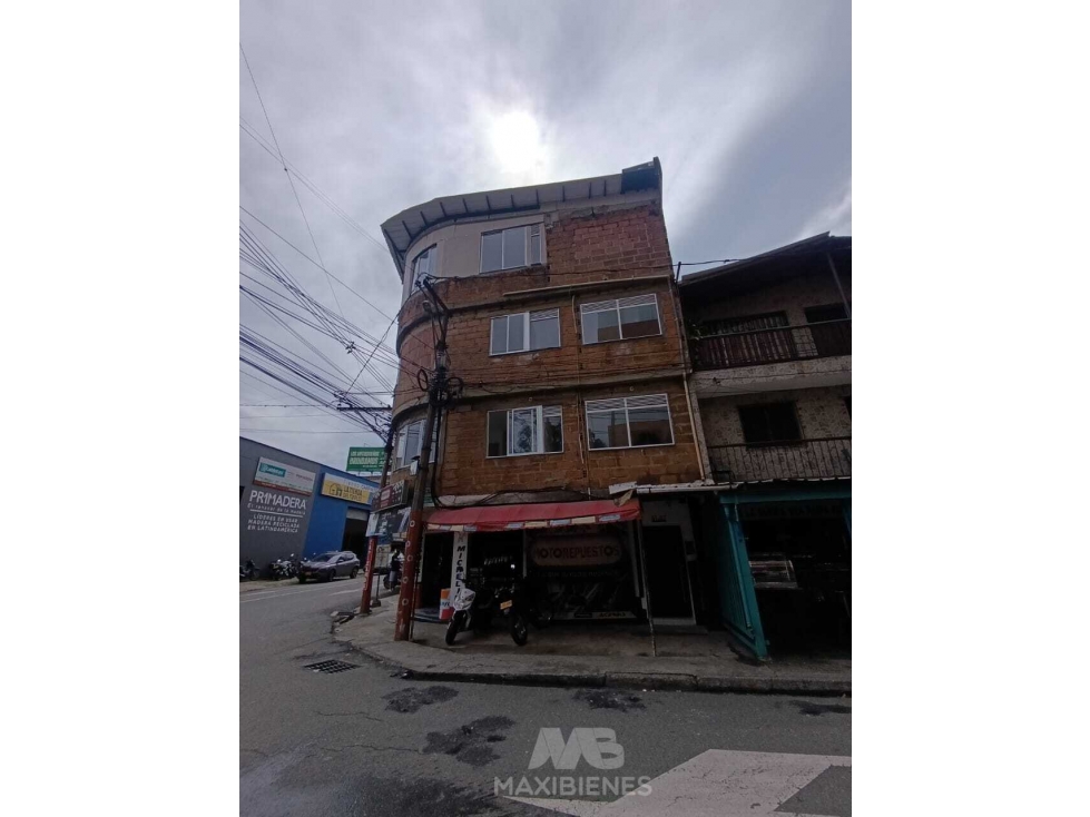 APARTA ESTUDIO PARA ARRIENDO UBICADO EN NIQUIA PARTE BAJA — foto 6