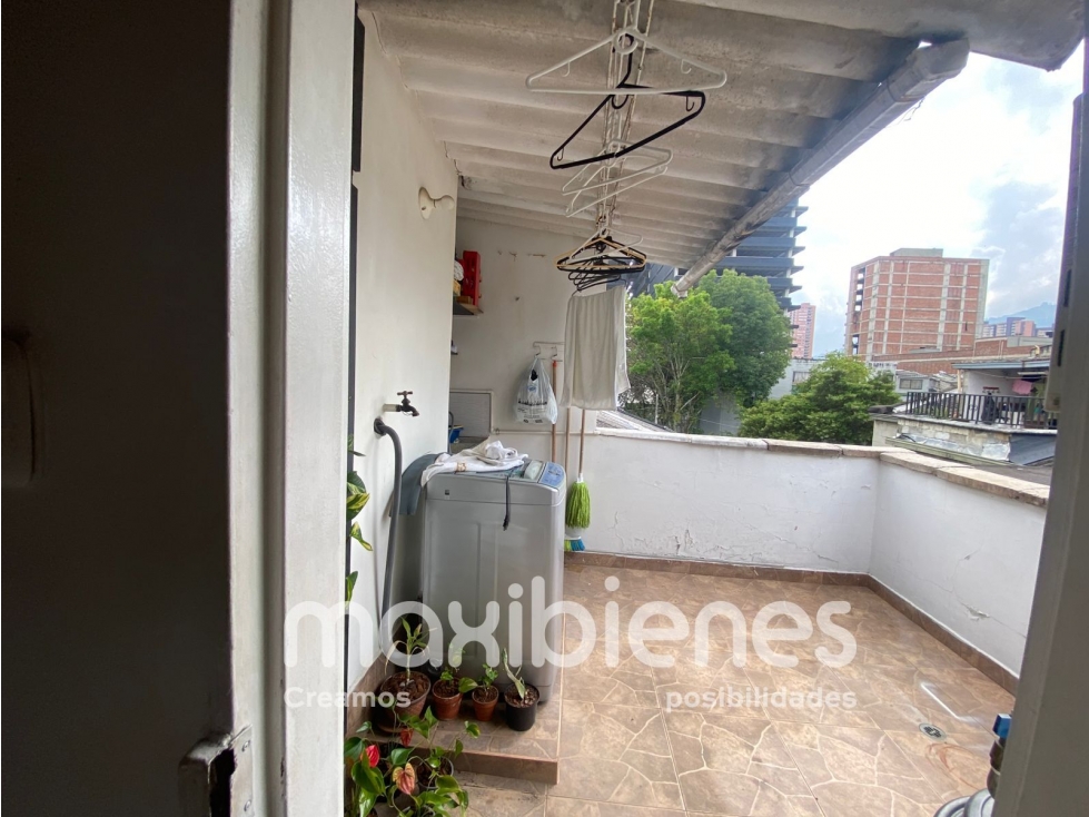 SE ARRIENDA APARTAMENTO EN NIQUIA BELLO. - 4