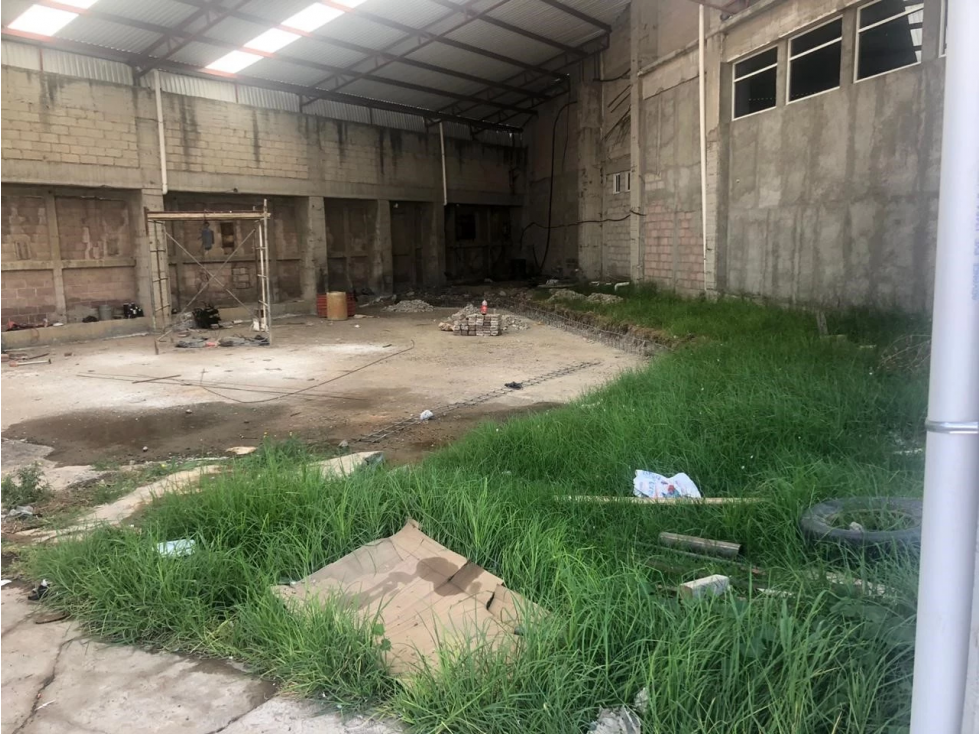 RENTA DE ESPACIOSA Y BIEN UBICADA BODEGA EN CARRETERA MÉXICO-PACHUCA - 6