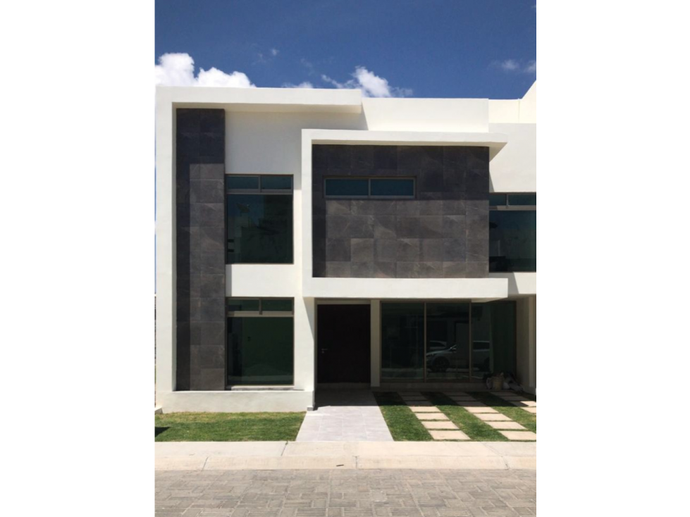 Hermosa Casa 4 recámaras c/alberca, exclusivo Fracc. Real de Pachuca.