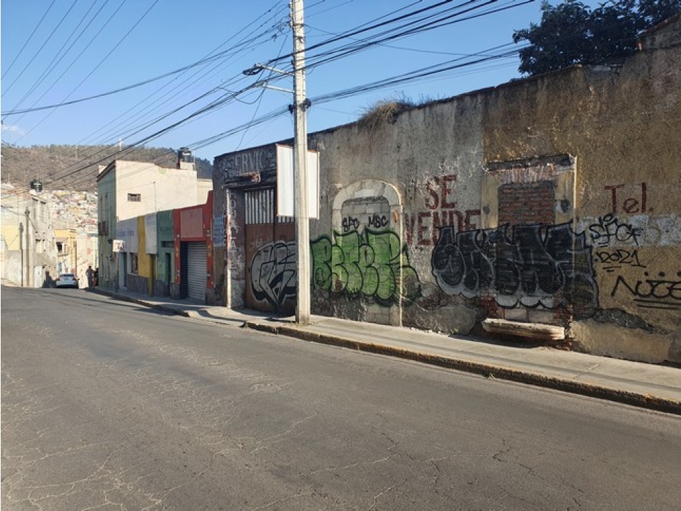 Oportunidad única de compra, terreno en calle Abasolo, Centro, Pachuca - 4