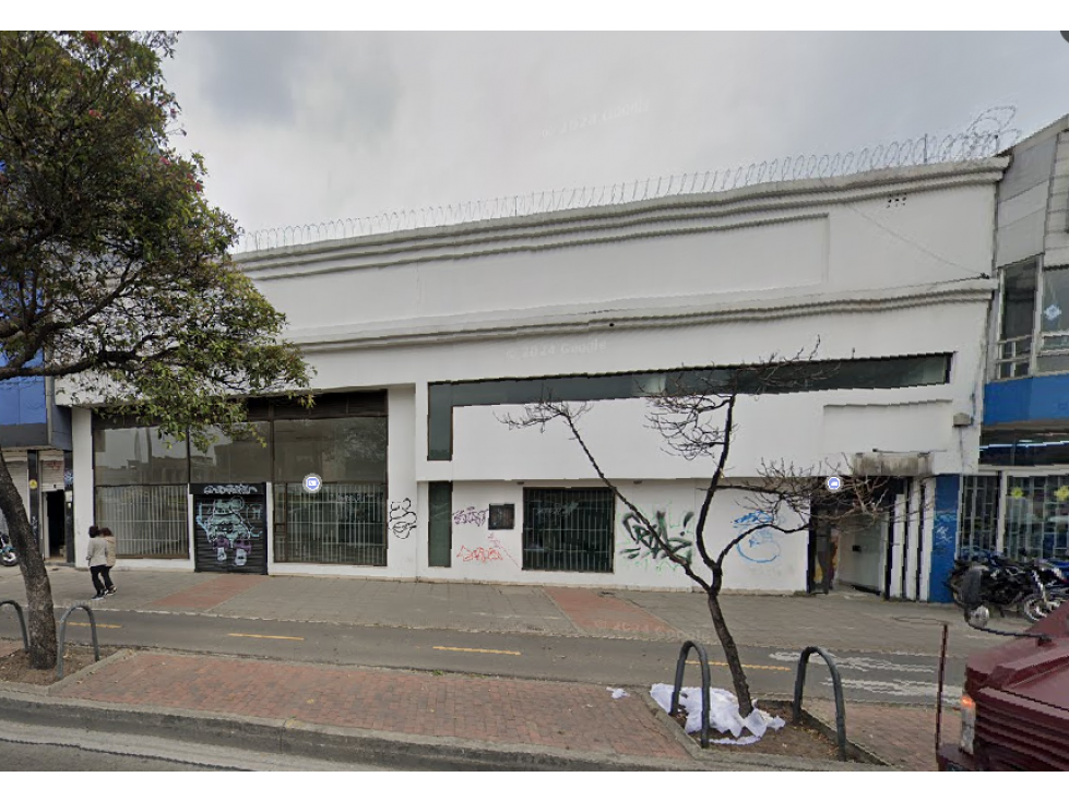 Local Comercial - Av. Cra 30 # 77-36, Santa Sofía - Bogotá