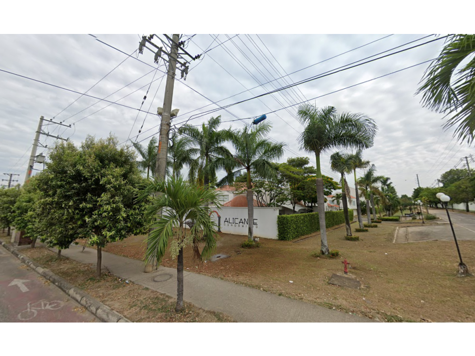 Casa Nro. 5 en Condominio Alicante, Neiva