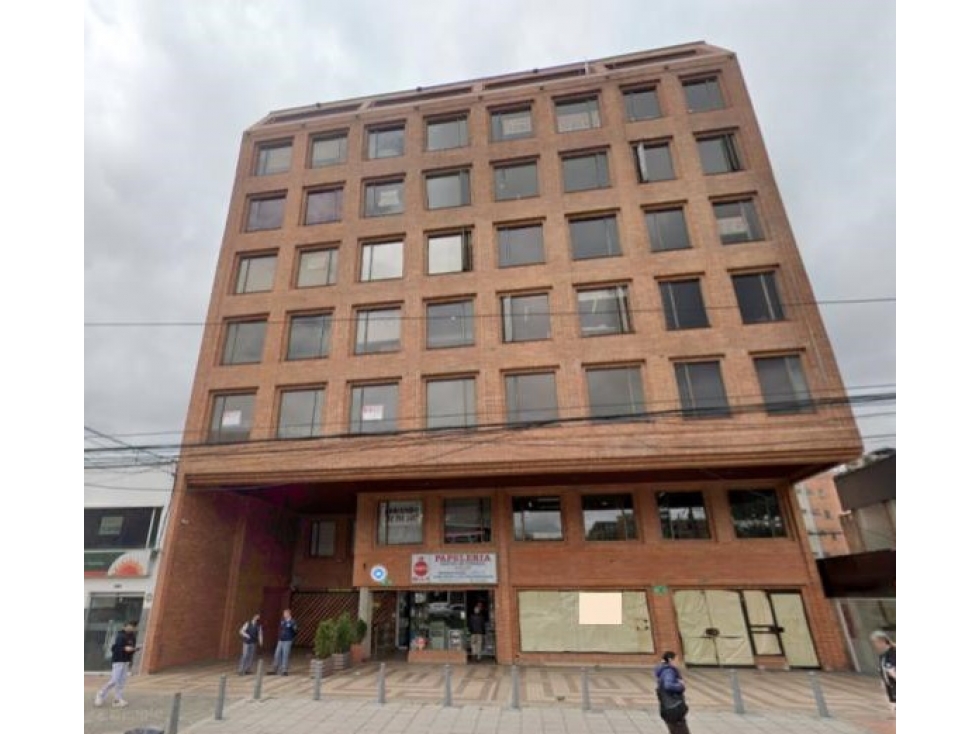 Local Nro. 1 en Edificio Torres Las Villas Of. Av Quince, Bogotá
