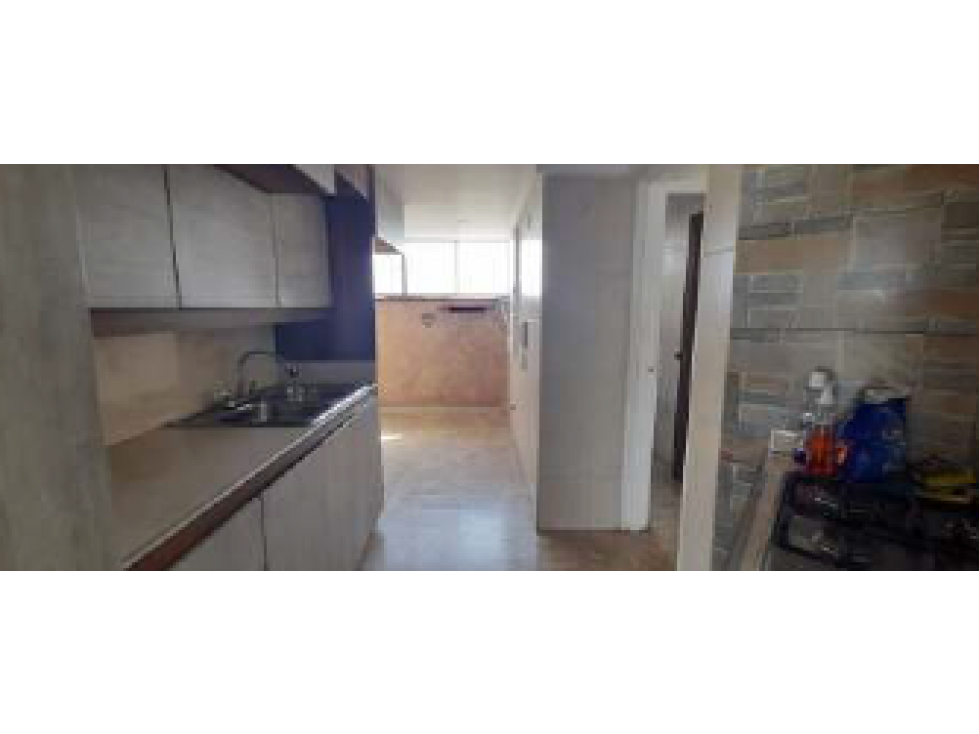 Apartamento Nro. 503 en Edificio Gilly, Cali - Valle del Cauca — foto 4