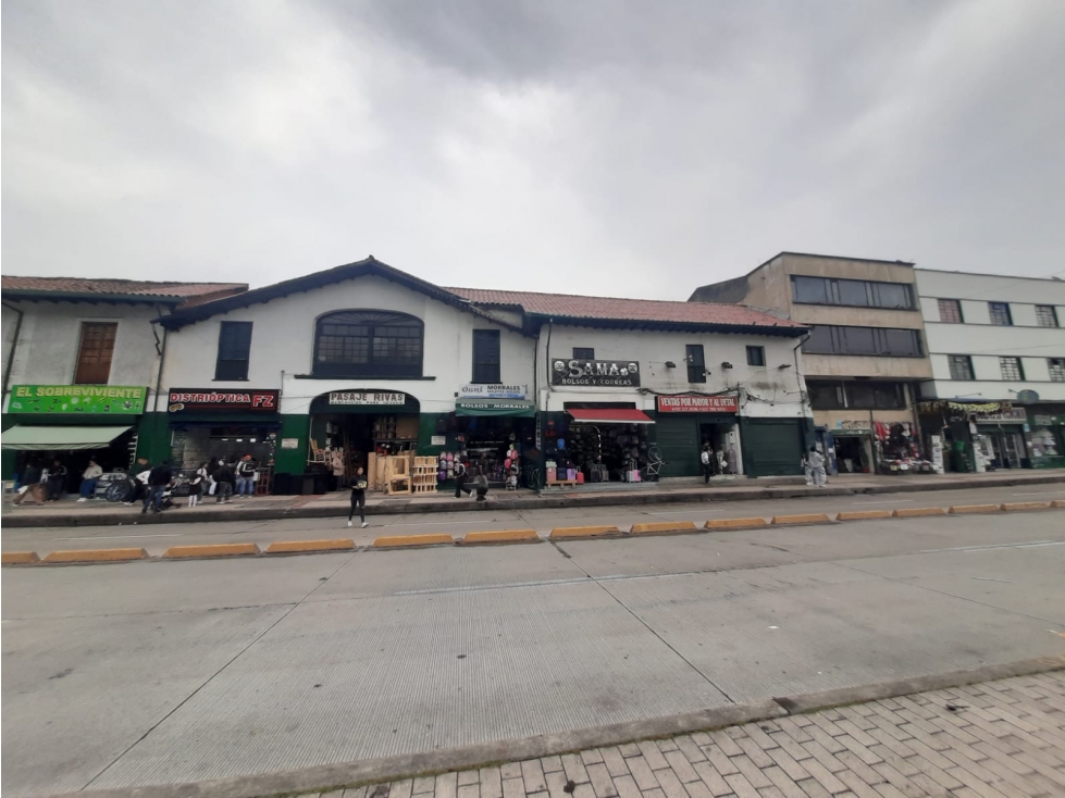 Centro Comercial Pasaje Rivas en San Victorino, Bogotá — foto 4