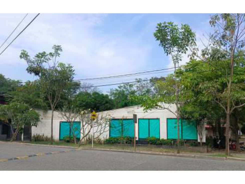 Bodega Comercial - Lote en Apartadó Calle 104 # 108 - 05 - 2