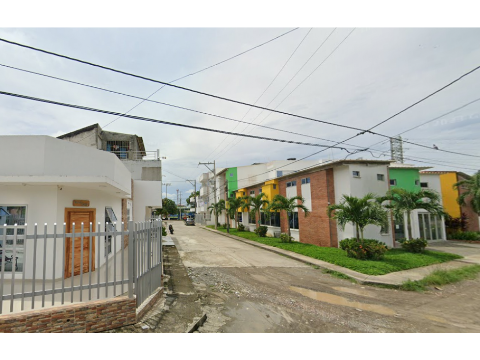 Casa Esquinera en Urbanización Villa Jardin, Monteria - 1