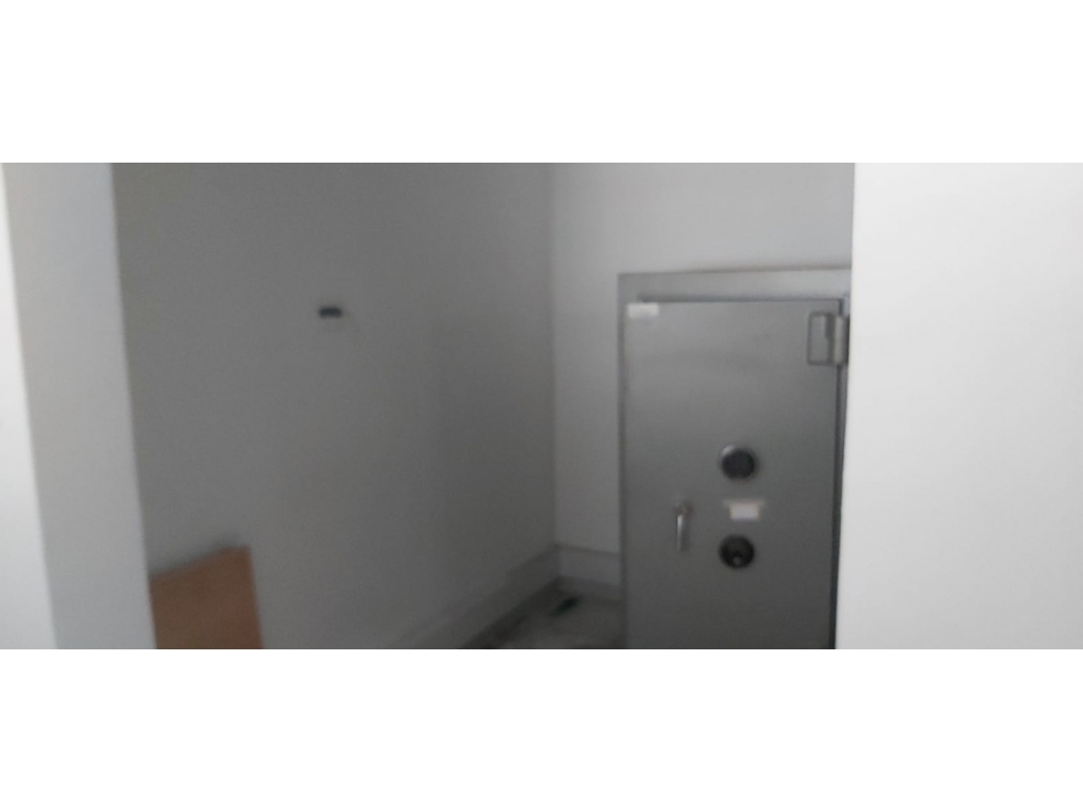 Local 1102 C. C. Platino Plaza - Itagüí - Antioquia. - 5