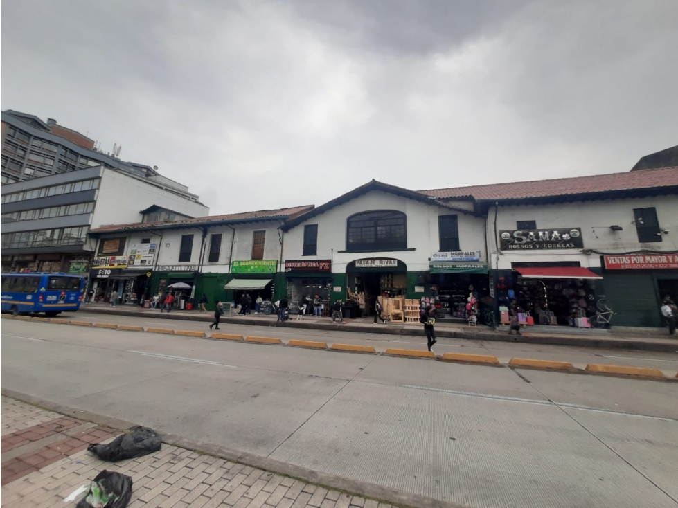 Centro Comercial Pasaje Rivas en San Victorino, Bogotá — foto 2