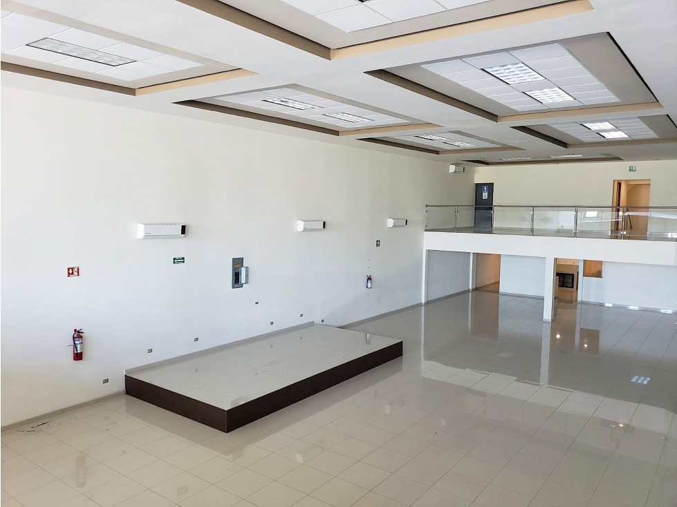 SE RENTA LOCAL COMERCIAL C. MICHOACAN CD. OBREGÓN - 5