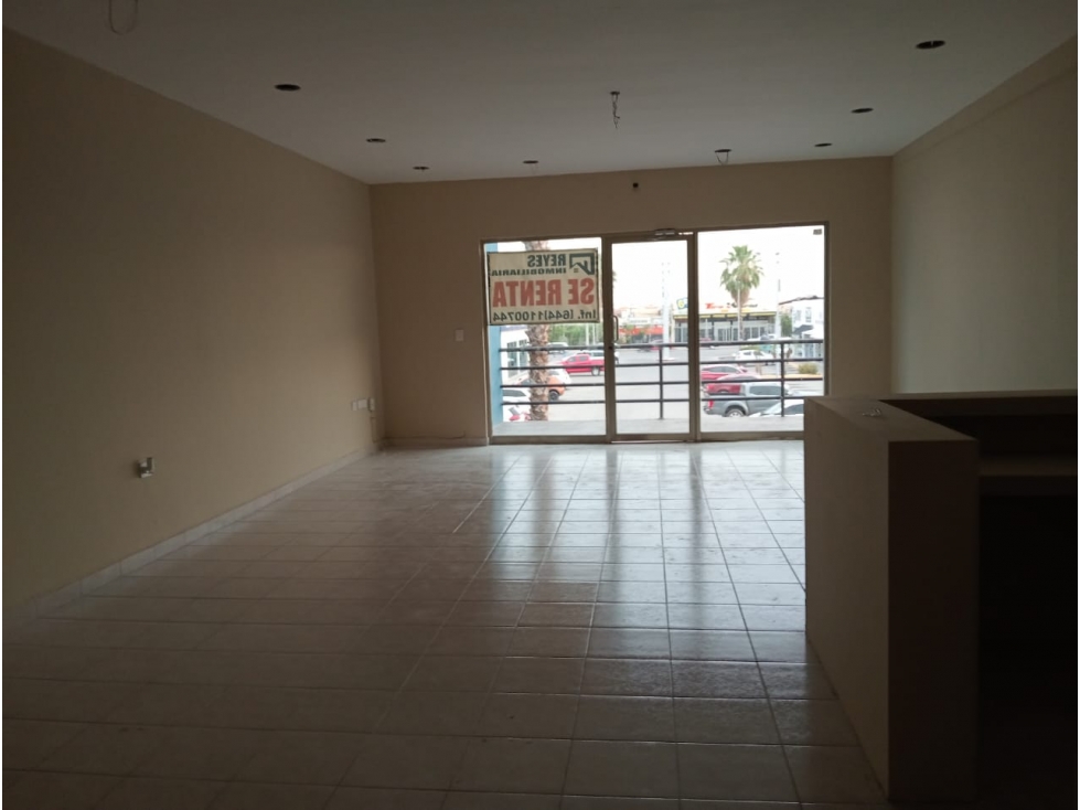 SE RENTA LOCAL PLAZA NAVIA PLANTA ALTA EN CIUDAD OBREGÓN, SONORA, - 4