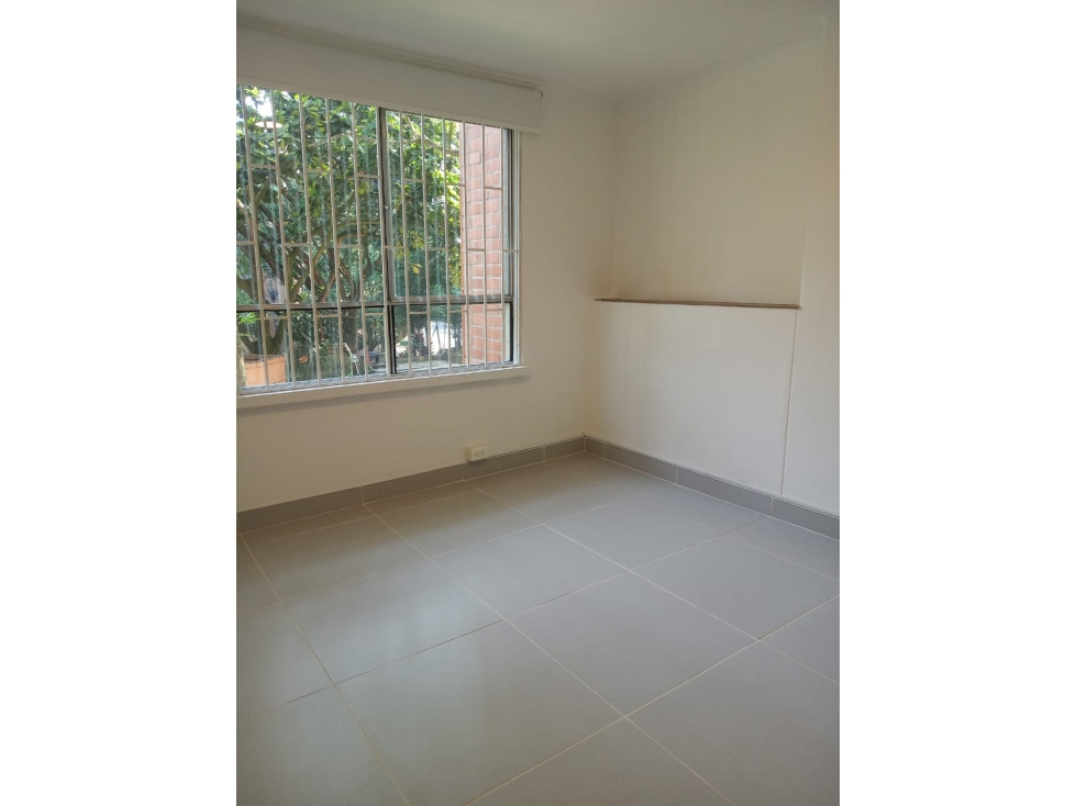 Ofrecemos para la venta Apartamento, sector Inferior con los parra — foto 3