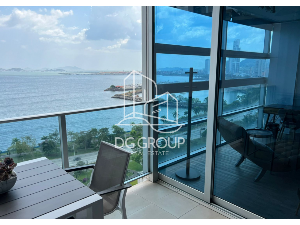 Venta Apartamento en Avenida Balboa