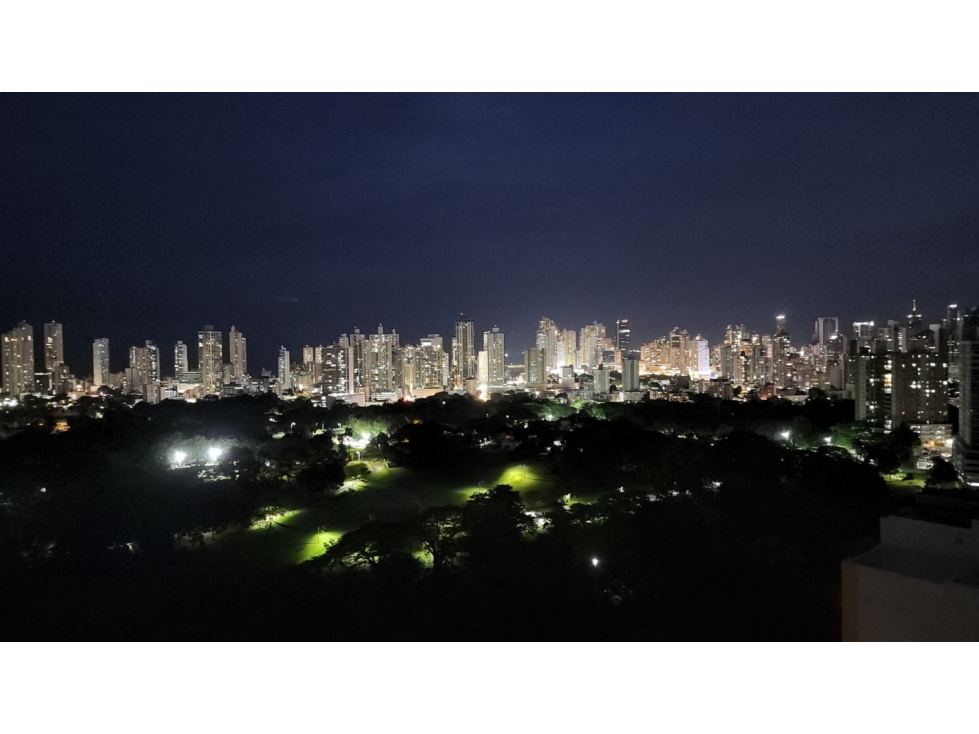 Venta de apartamento en Carrasquilla PH Residencia del Sol