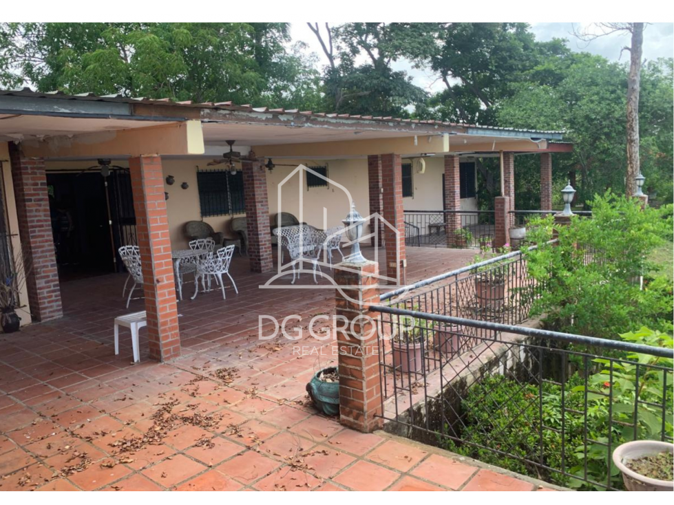 Venta de casa en San Carlos - 1