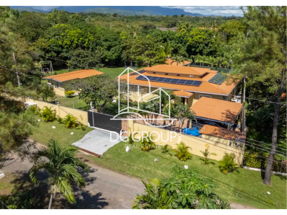 Venta de Casa amoblada en San Carlos - 1