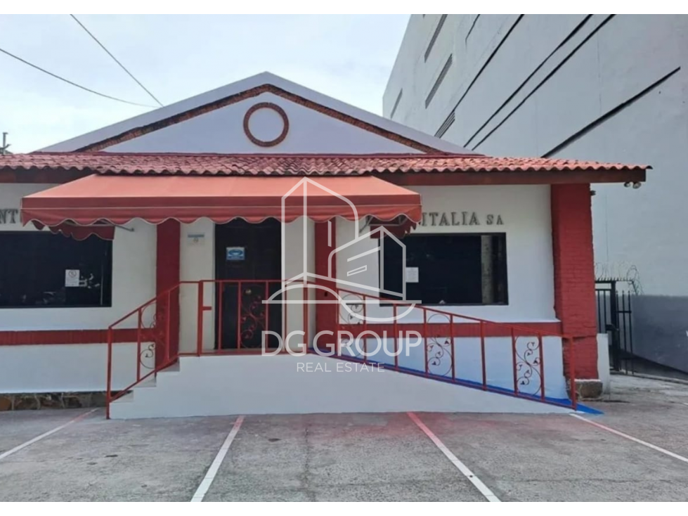 Venta de Casa comercial en Bella Vista.