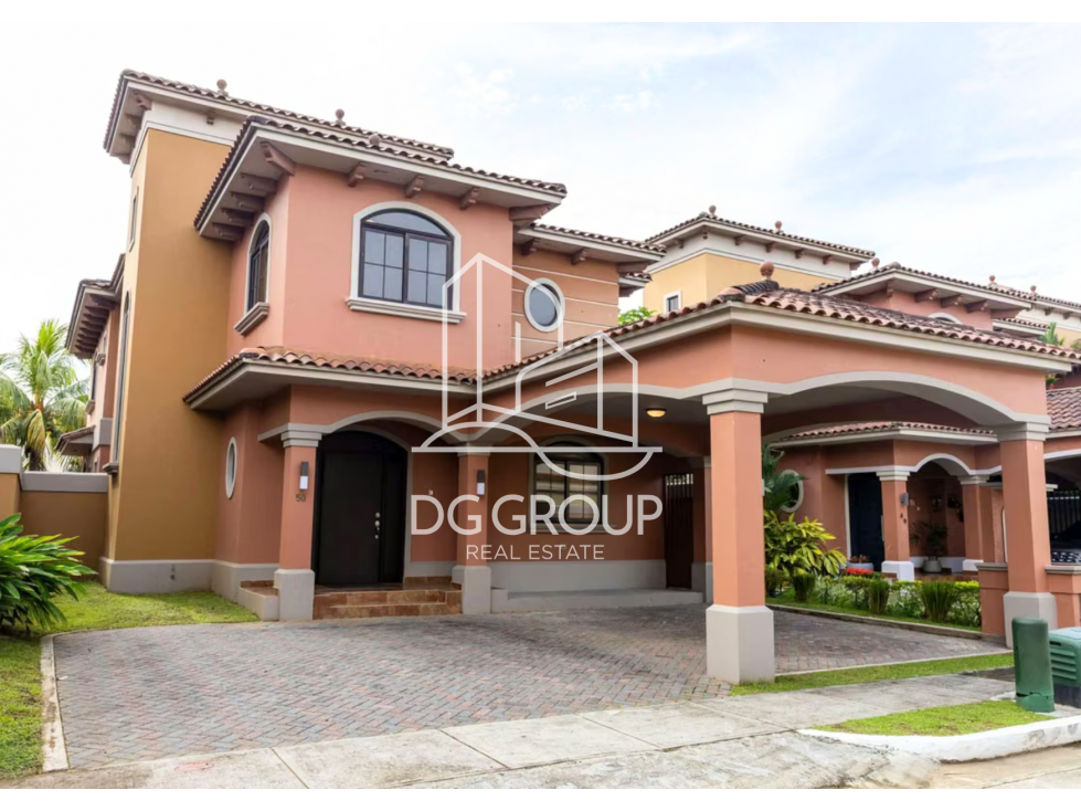 Venta de Casa en Residencial El Doral Costa Sur