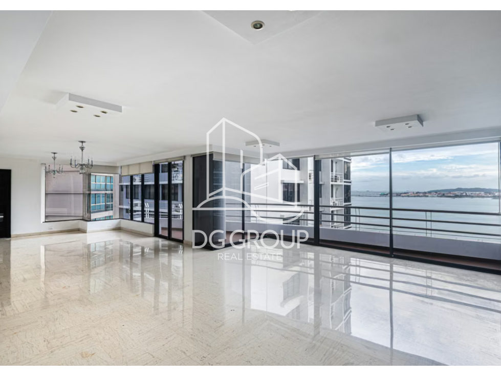 Venta de Apartamento PH Los Delfines — foto 2