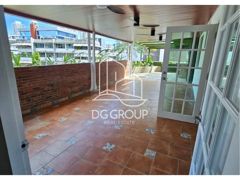 Venta de Apartamento PH Hill Tower — foto 2