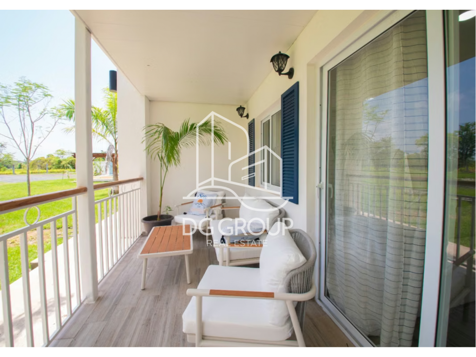 Venta o Alquiler de Apartamento Ocean Waves Condos — foto 2