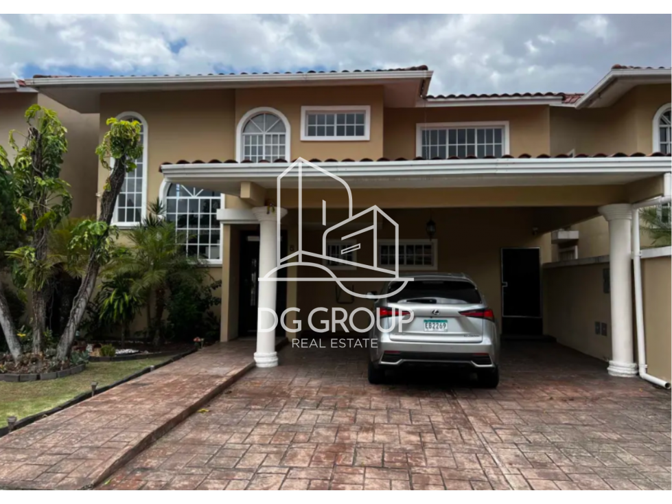 Venta de Casa en Campo Limberg