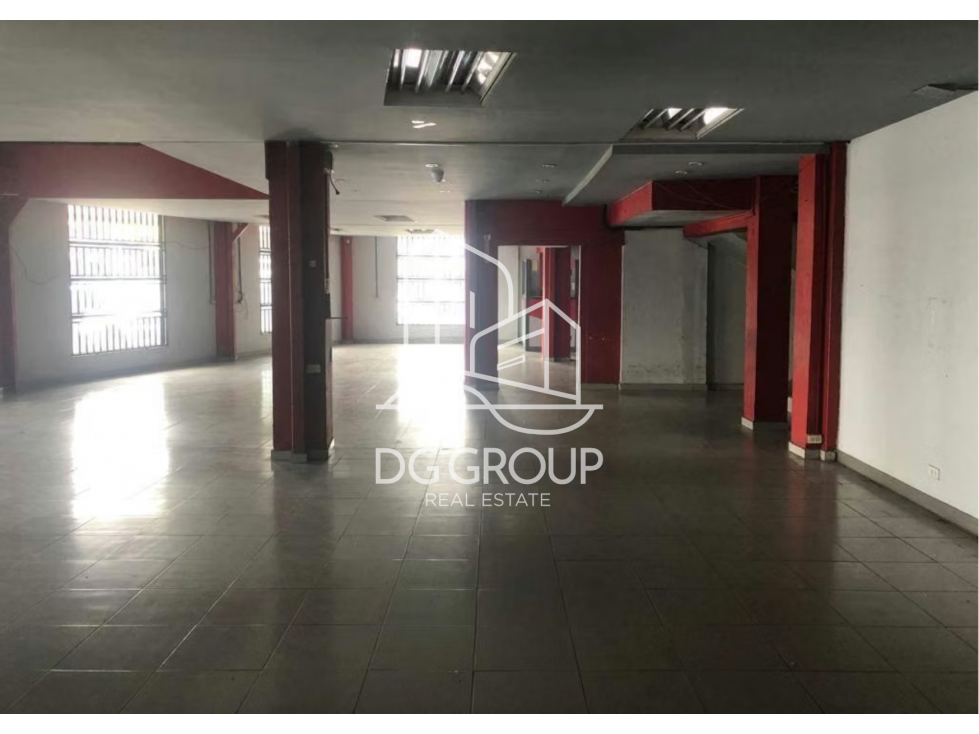 Venta o Alquiler de Local Comercial En Calidonia — foto 6
